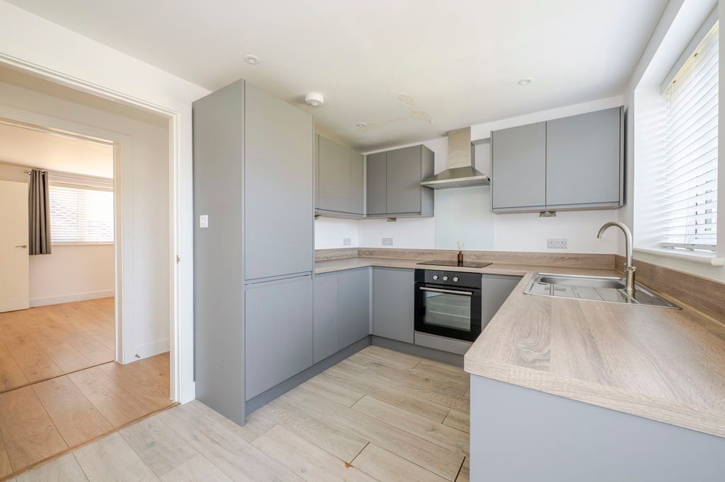 Property photo 3 of 19 Photo 12