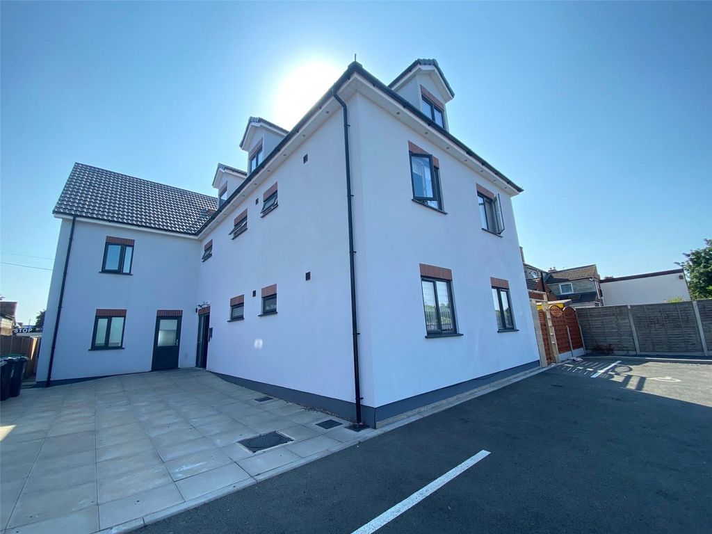 Property photo 1 of 5 Picture No. 08