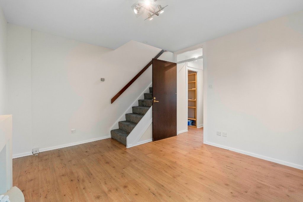 Property photo 2 of 13 Photo 2