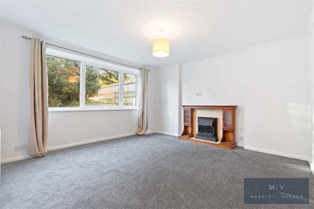 Property photo 2 of 11 Fairhaven Court 4 MV-5.Jpg