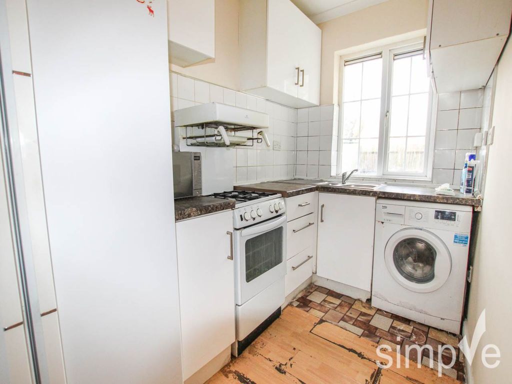 Property photo 3 of 6 Img_9542