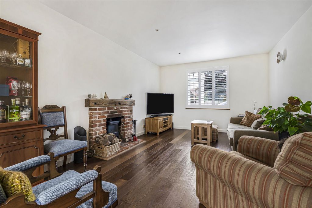 Property photo 3 of 50 94_57823.Jpg