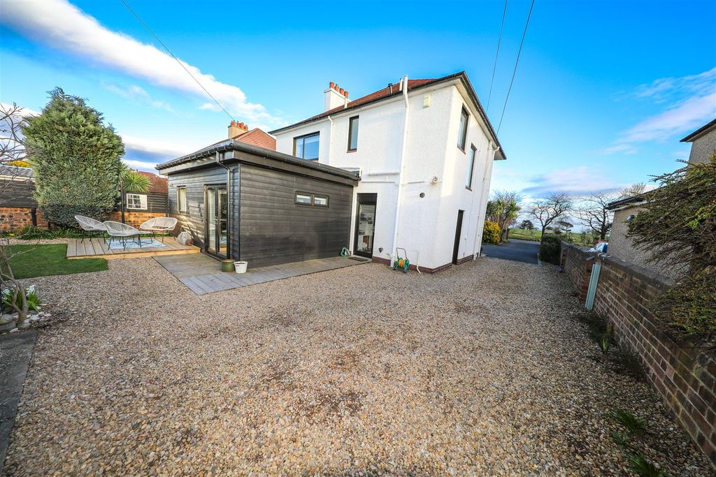 Property photo 2 of 43 B