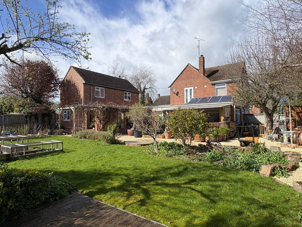 Property photo 2 of 21 Gallery