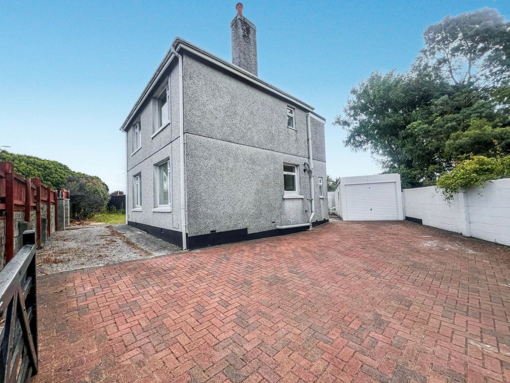 Property photo 1 of 17 Picture No. 13