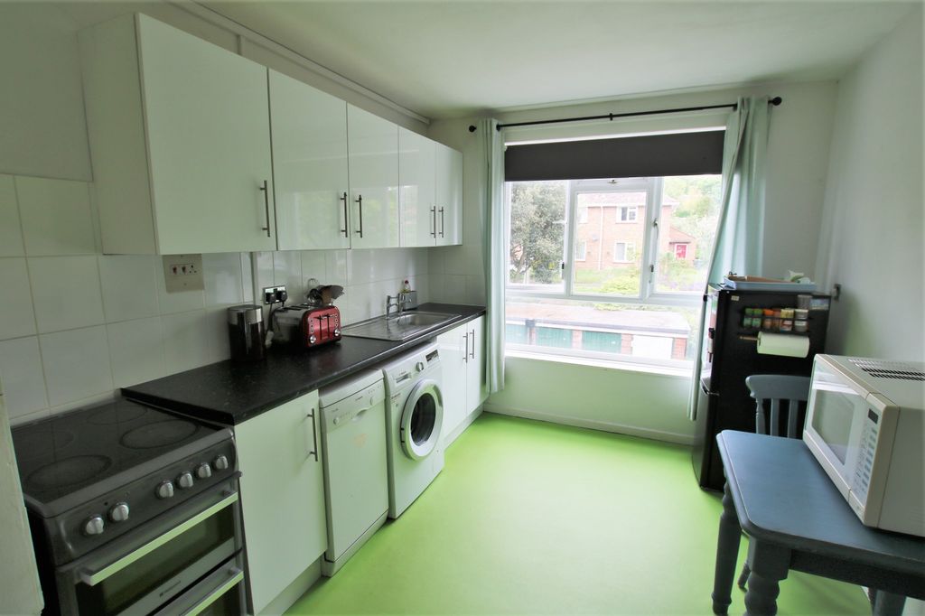 Property photo 3 of 8 Img_8828