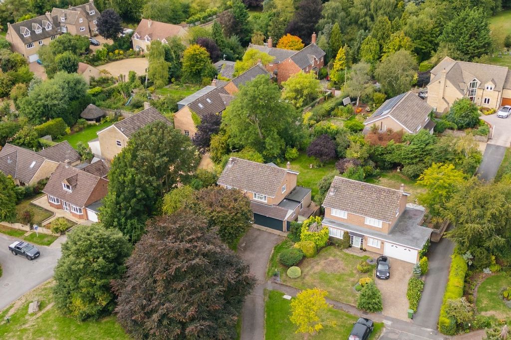 Property photo 1 of 30