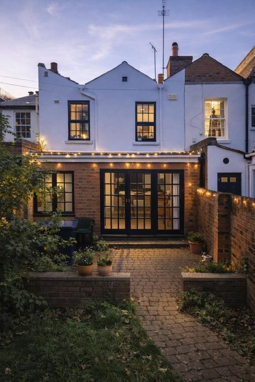 Property photo 3 of 8 Back.Png