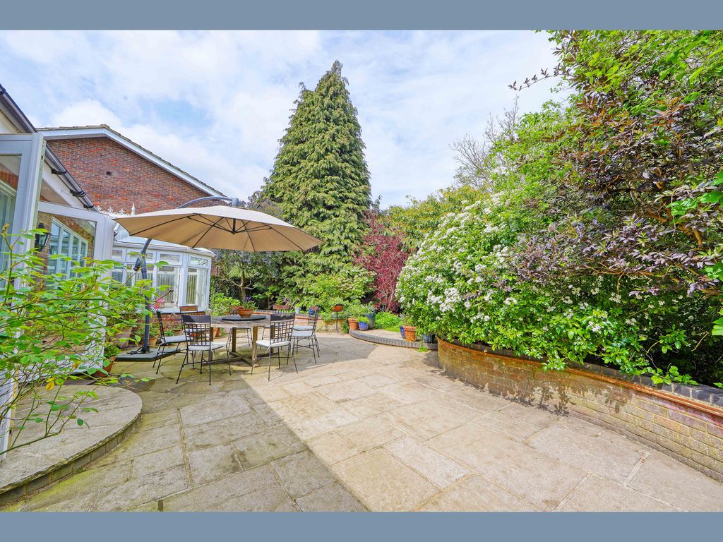 Property photo 2 of 18