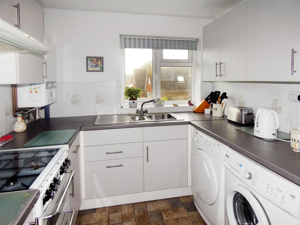 Property photo 3 of 10 P1160786.Jpg