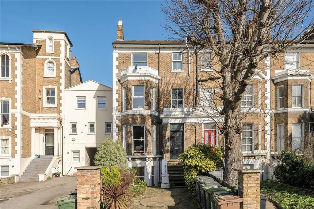 Property photo 1 of 5