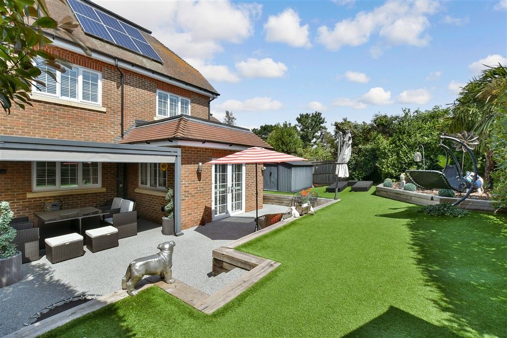 Property photo 2 of 17 Rear Garden