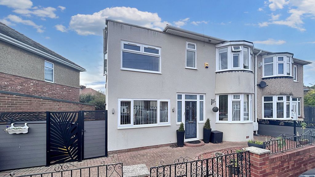 Property photo 1 of 52