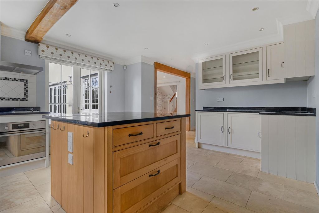 Property photo 2 of 29 43_73664.Jpg