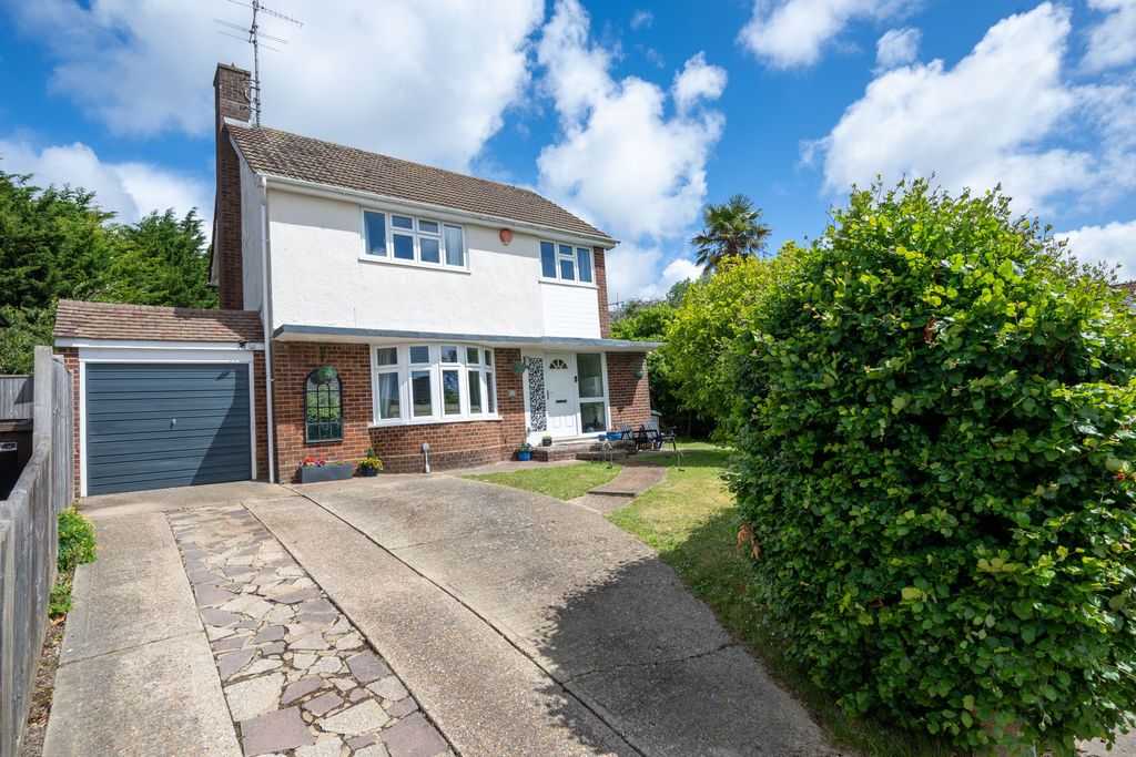 Property photo 1 of 29
