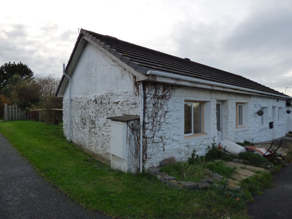 Property photo 1 of 7 P1080504