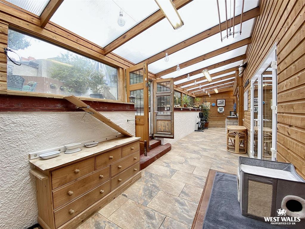 Additional image 21 of 3 bed detached house for salePier Road, Pembroke Dock SA72