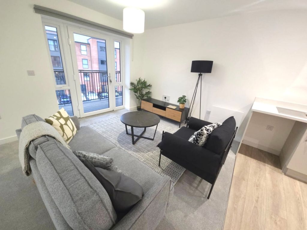 Property photo 2 of 12