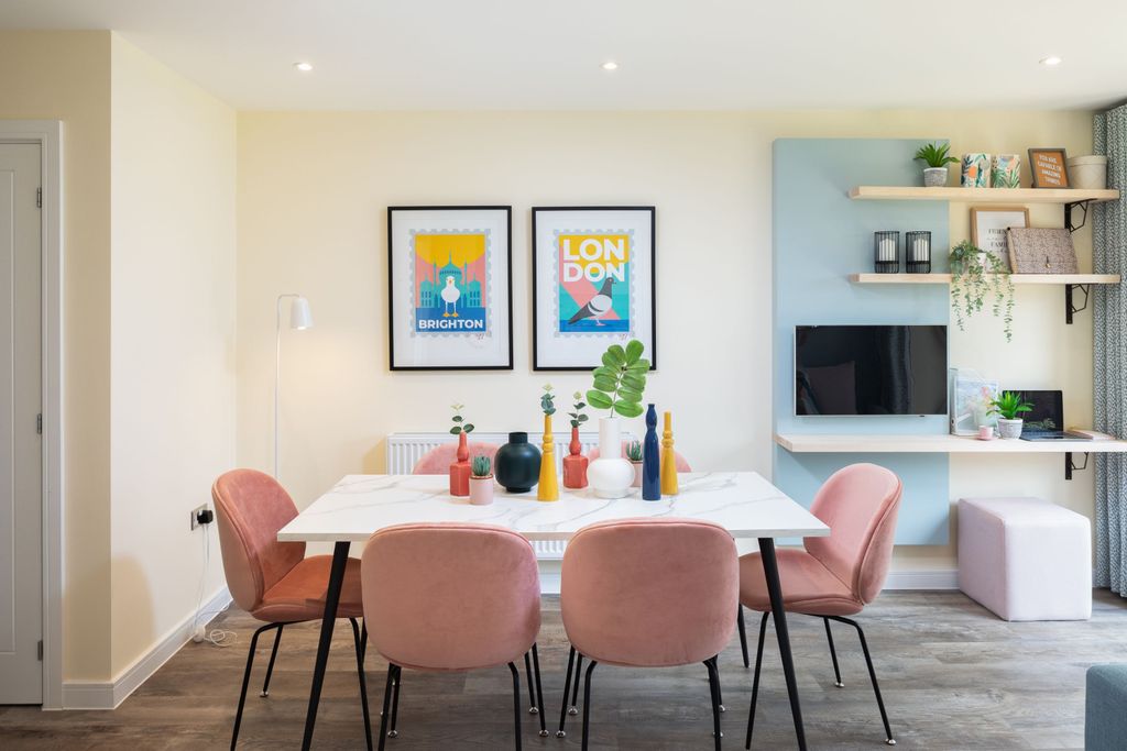 Property photo 3 of 10 Showhome Photography