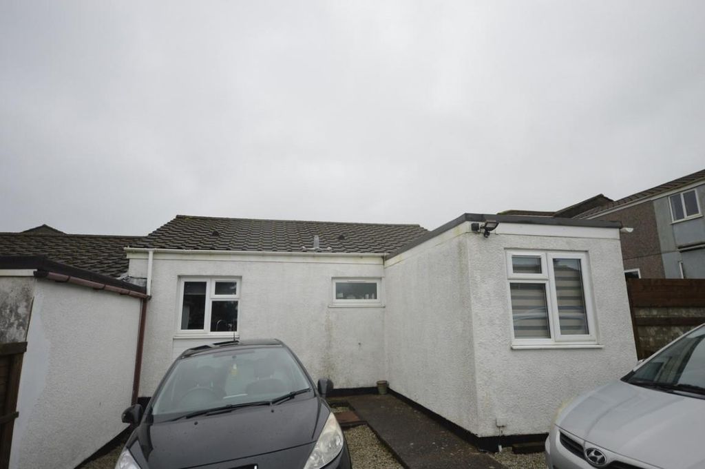 Property photo 1 of 11 Dsc_0036 (Medium).Jpg