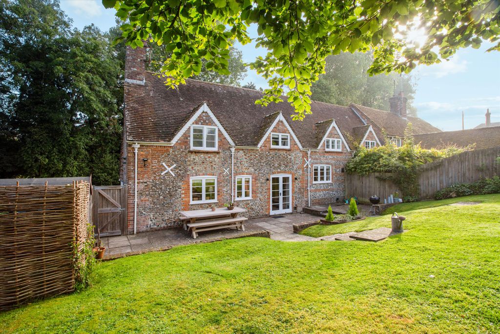 Property photo 1 of 19 Image