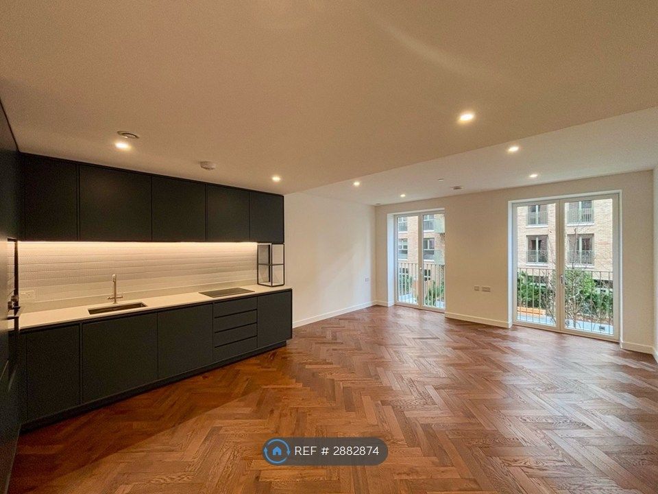 Property photo 1 of 15 Living Room 1