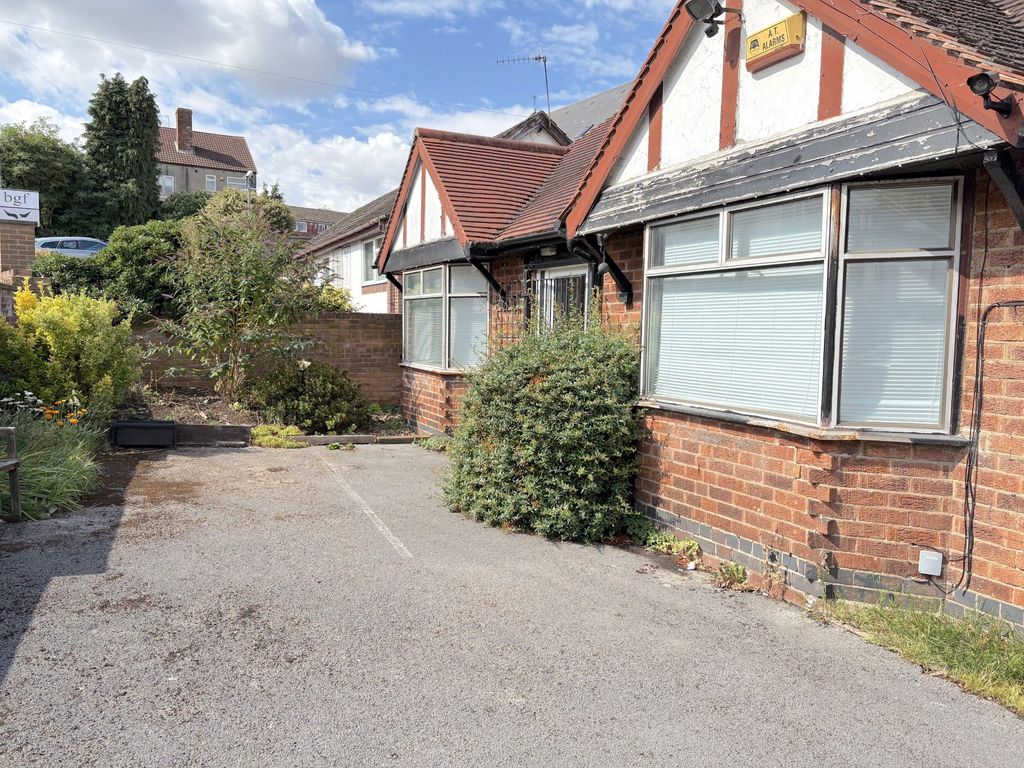 Property photo 1 of 25