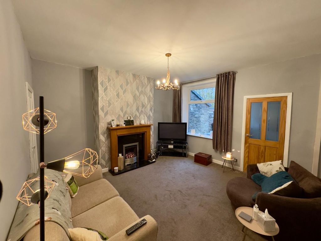 Property photo 2 of 18 Image00015.Jpeg