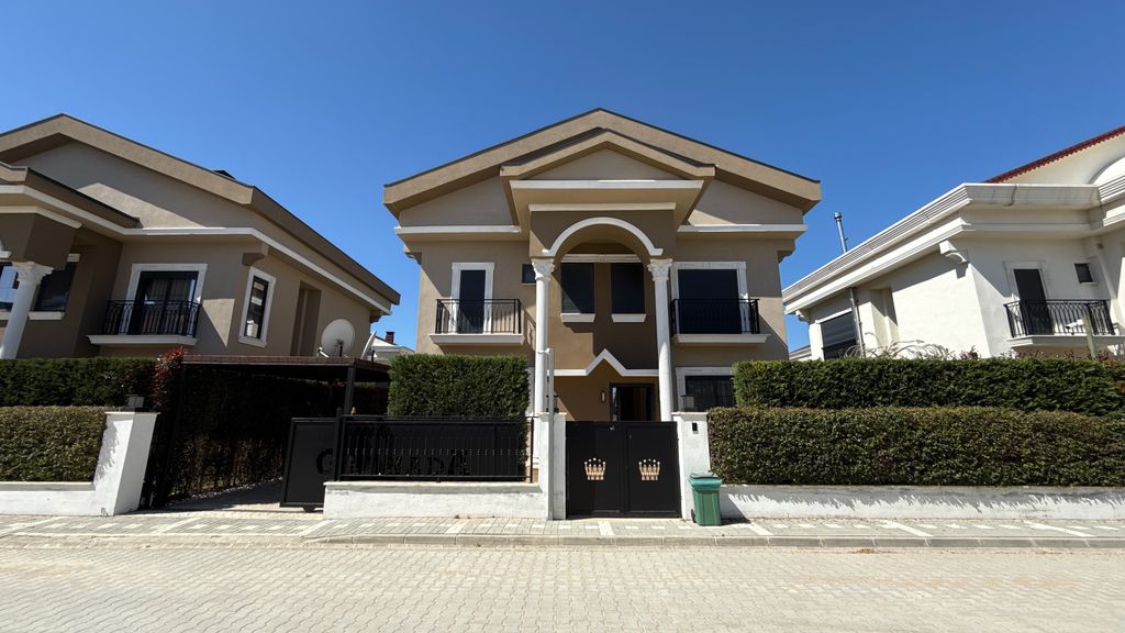 Property photo 3 of 24 Deluxe Villa With A Private Pool For Sale In Belek, Antalya - A Secure Gated Property