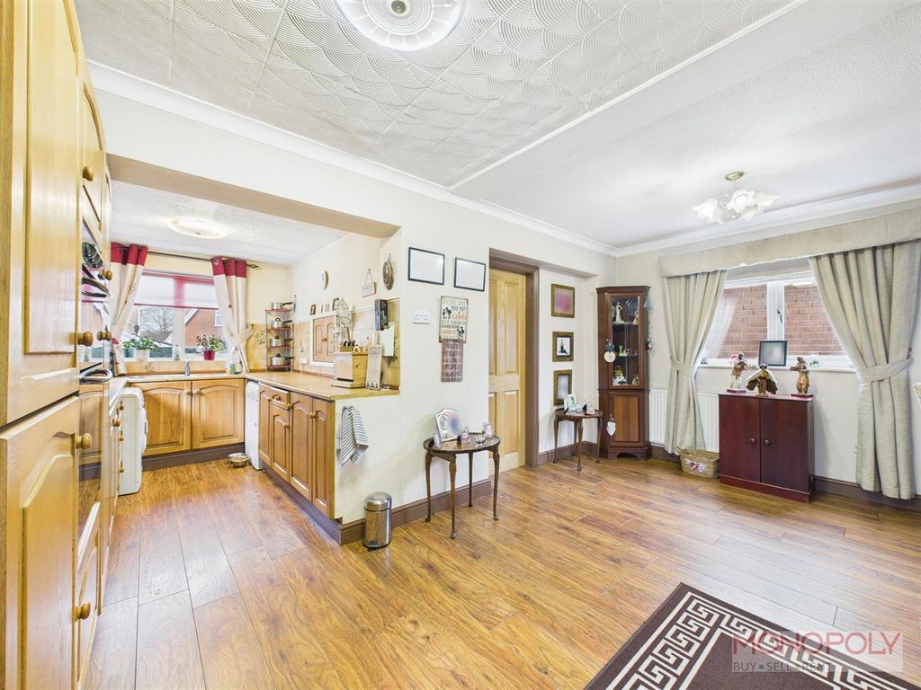 Property photo 2 of 25 Cam04439G0-Pr0201-Still005.Jpg