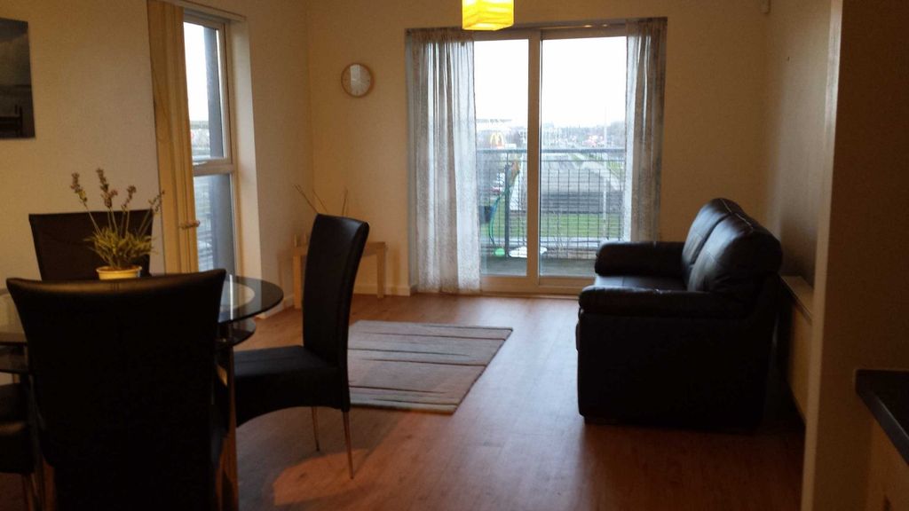 Property photo 2 of 7 Picture No. 06