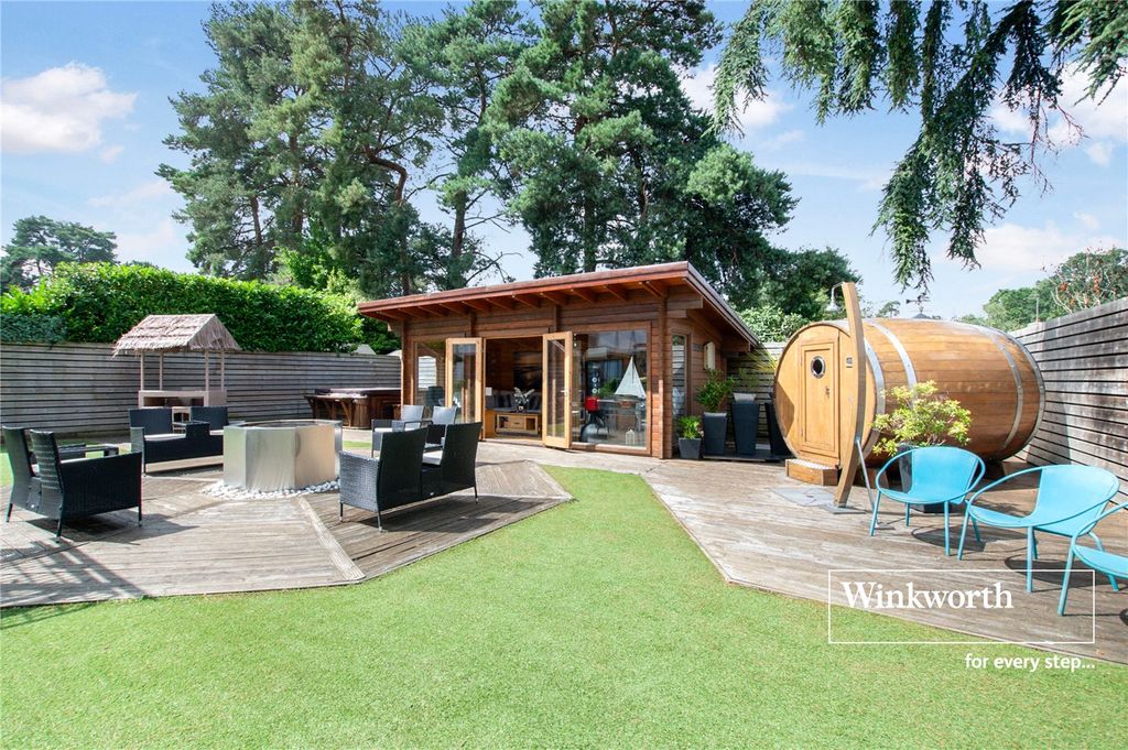 Additional image 25 of 3 bed detached house for saleGolf Links Road, Ferndown, Dorset BH22