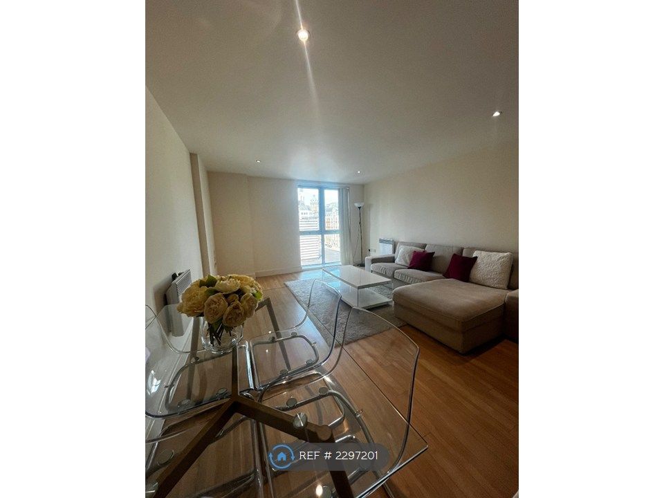 Property photo 3 of 13