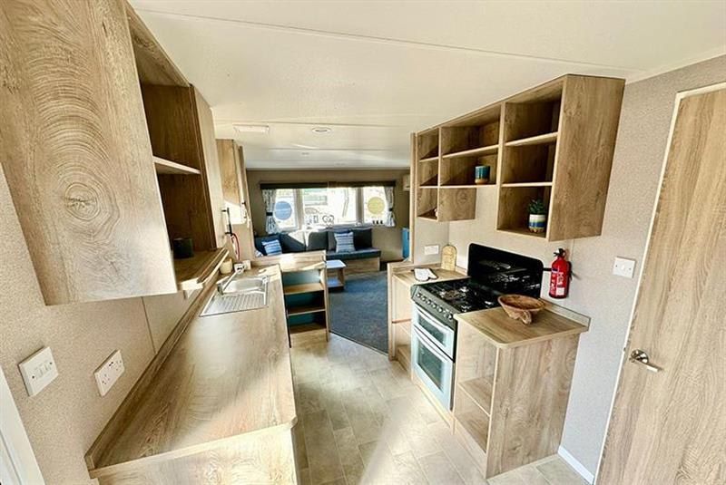 Property photo 3 of 7 007069 2 20260215 00.Jpeg