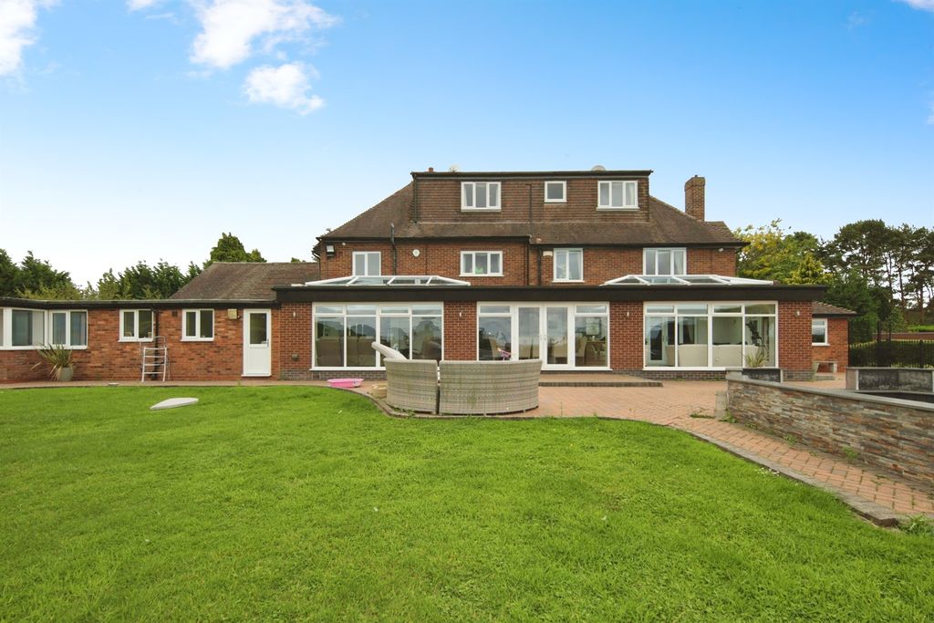 Additional image 14 of 7 bed detached house for saleGreen End Road, Fillongley CV7