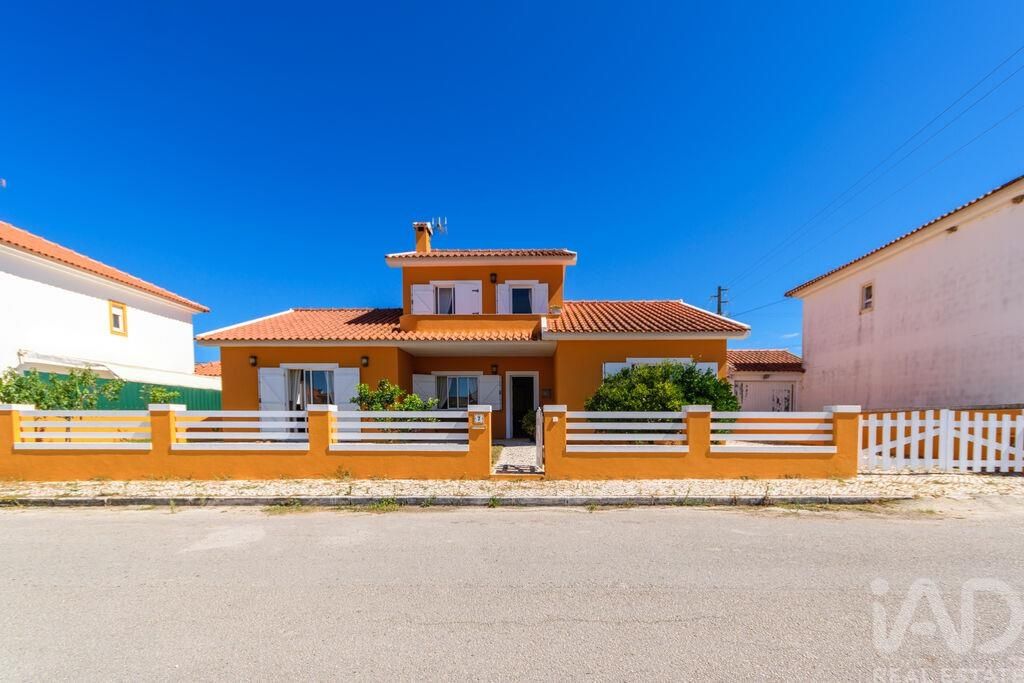 Property photo 1 of 39