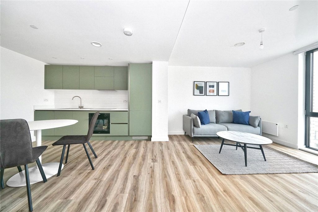 Property photo 1 of 9 Picture No. 05