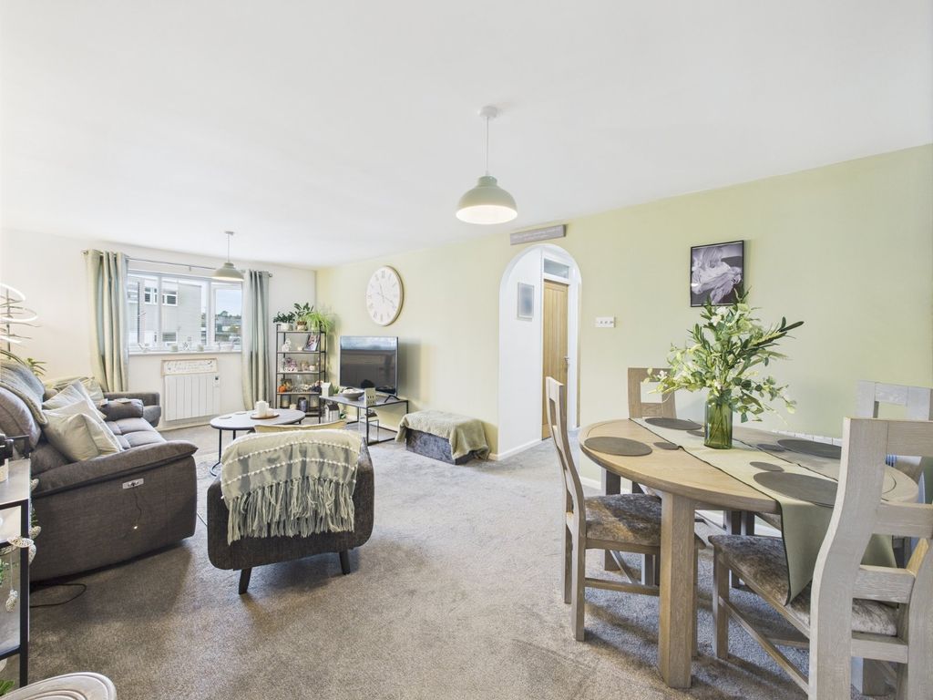 Property photo 2 of 11 Picture No. 10