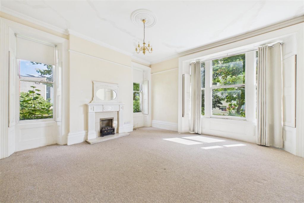Property photo 1 of 13 Netley House, Merchants Road, Bs8 4Ep