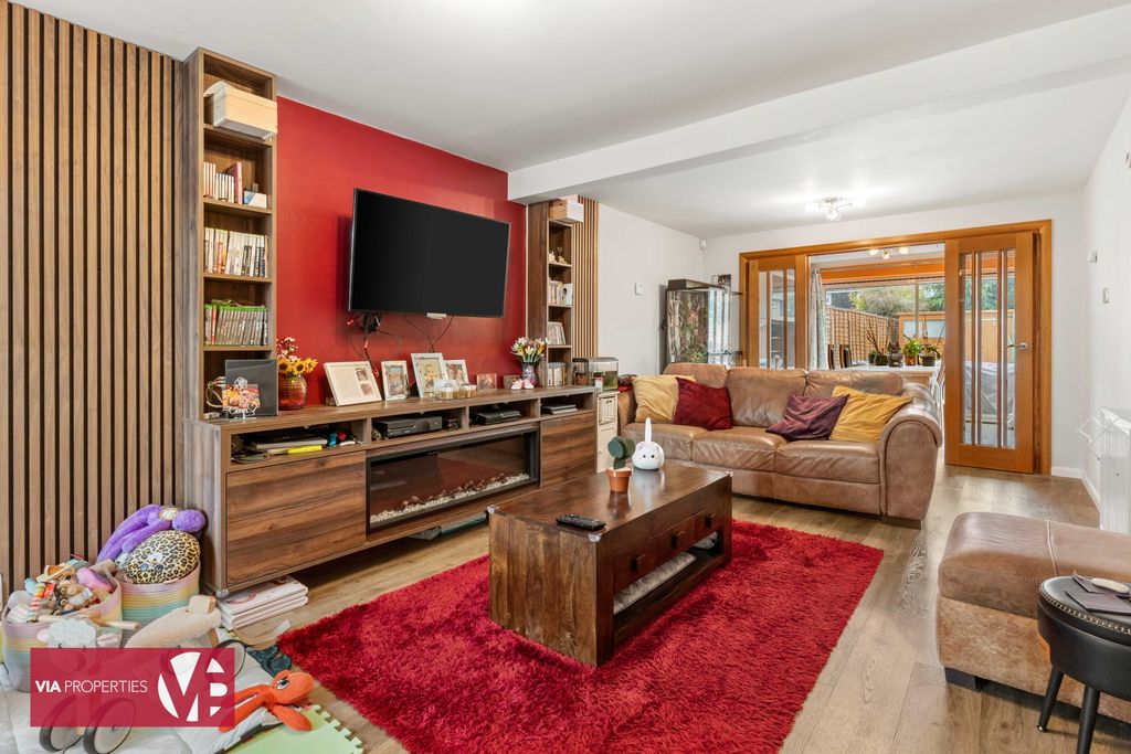 Property photo 2 of 13 Photo 6