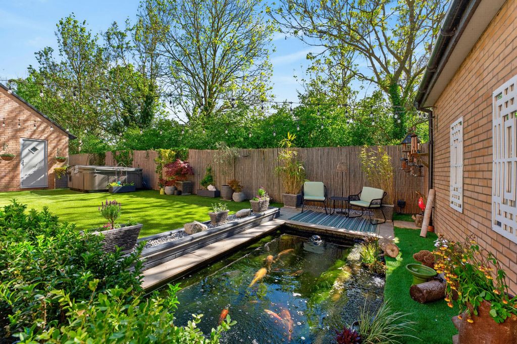 Property photo 2 of 24 Rear Garden