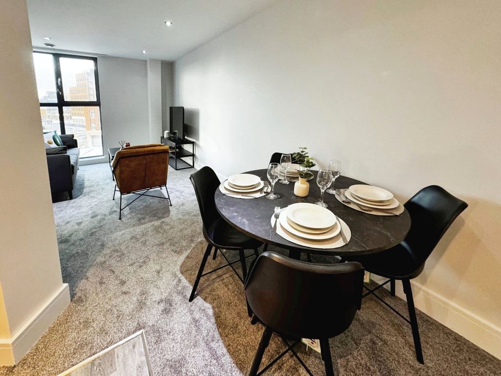 Property photo 3 of 11 Picture No. 14