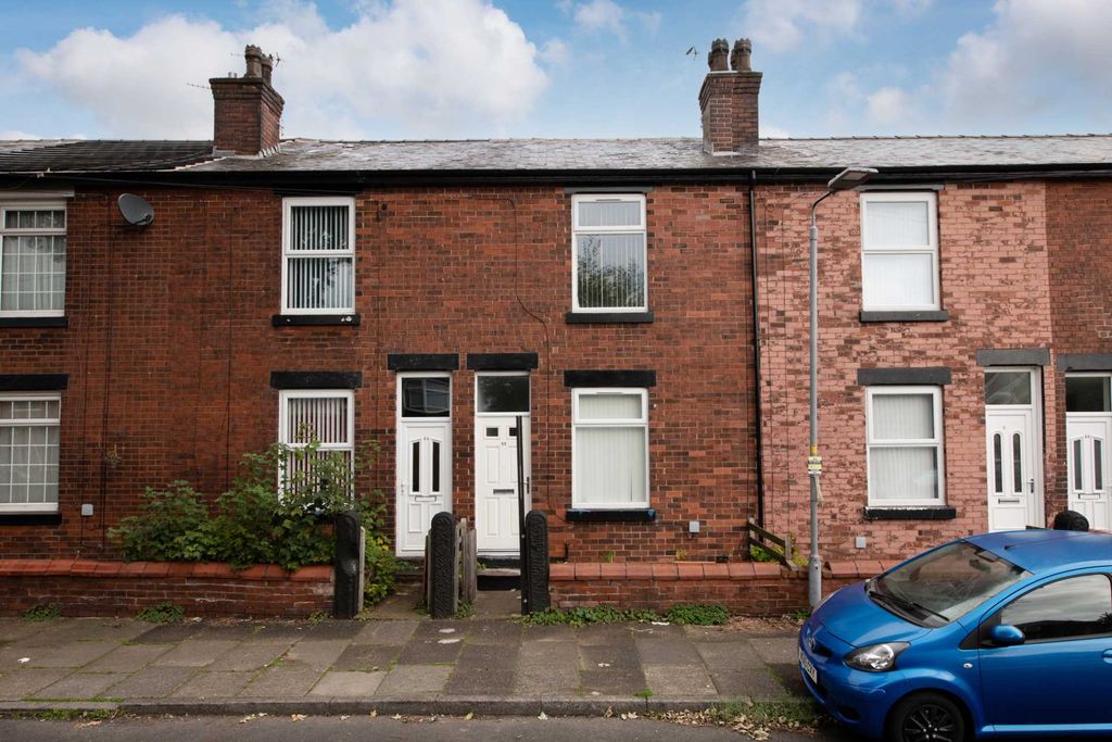 Property photo 2 of 13