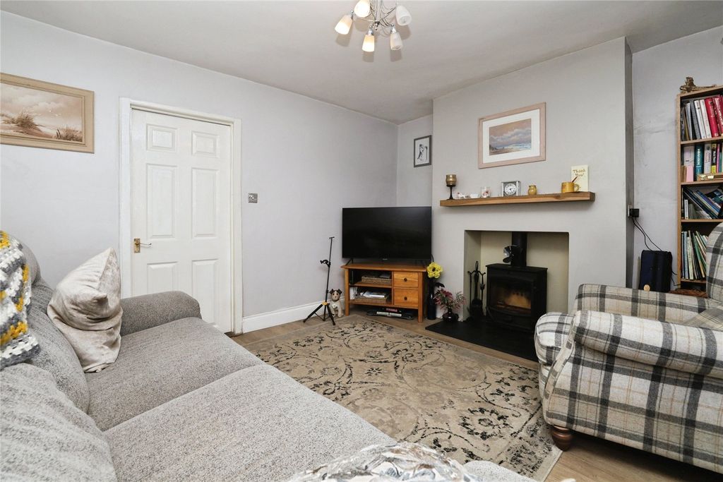 Property photo 3 of 14 Picture No. 01