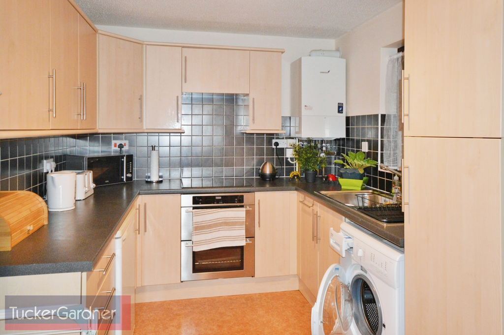 Property photo 2 of 6