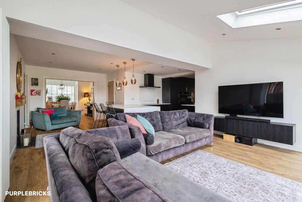 Property photo 2 of 29 Open Plan Living