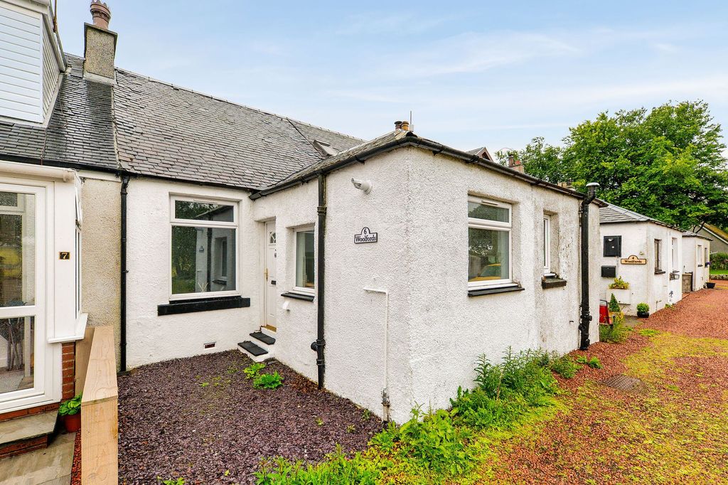 Property photo 1 of 16 Exterior