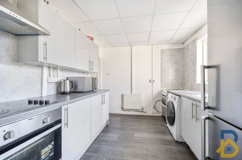 Property photo 3 of 13 Picture No. 44