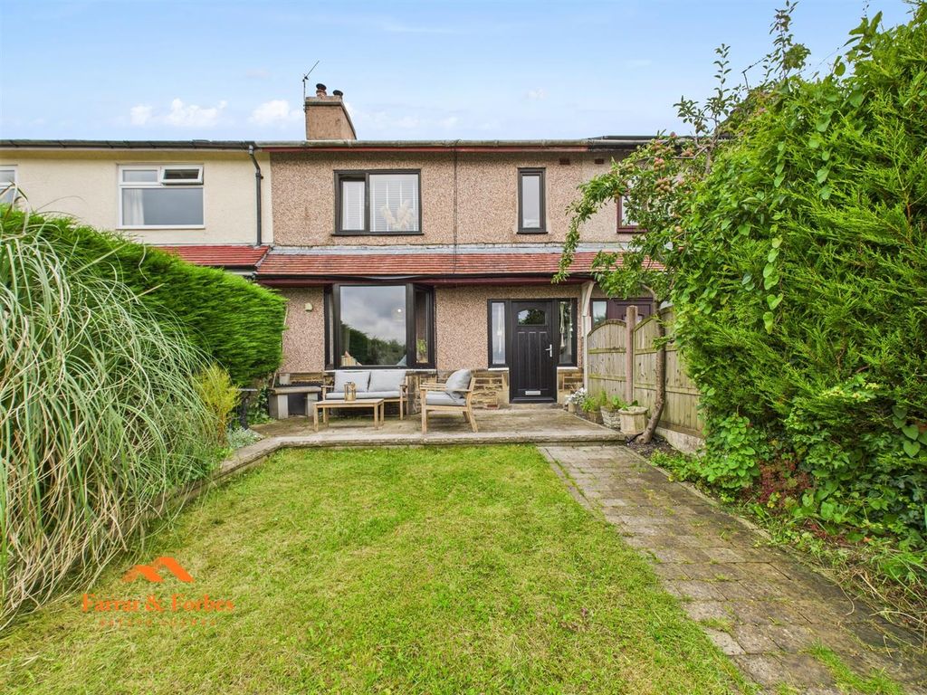 Property photo 1 of 41 Cam03956G0-Pr0136-Still038.Jpg