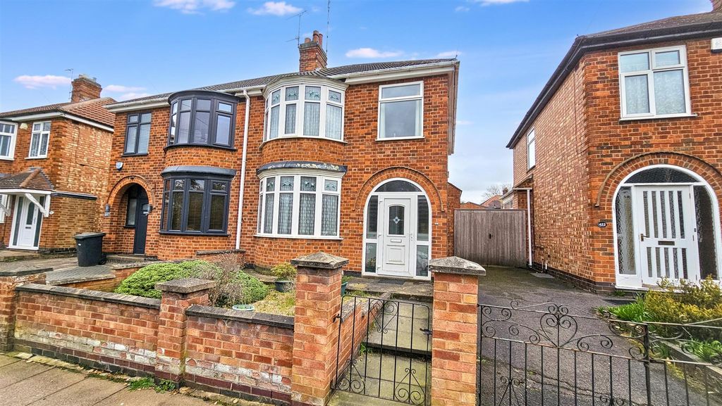 Property photo 3 of 19 20260303_132336.Jpg